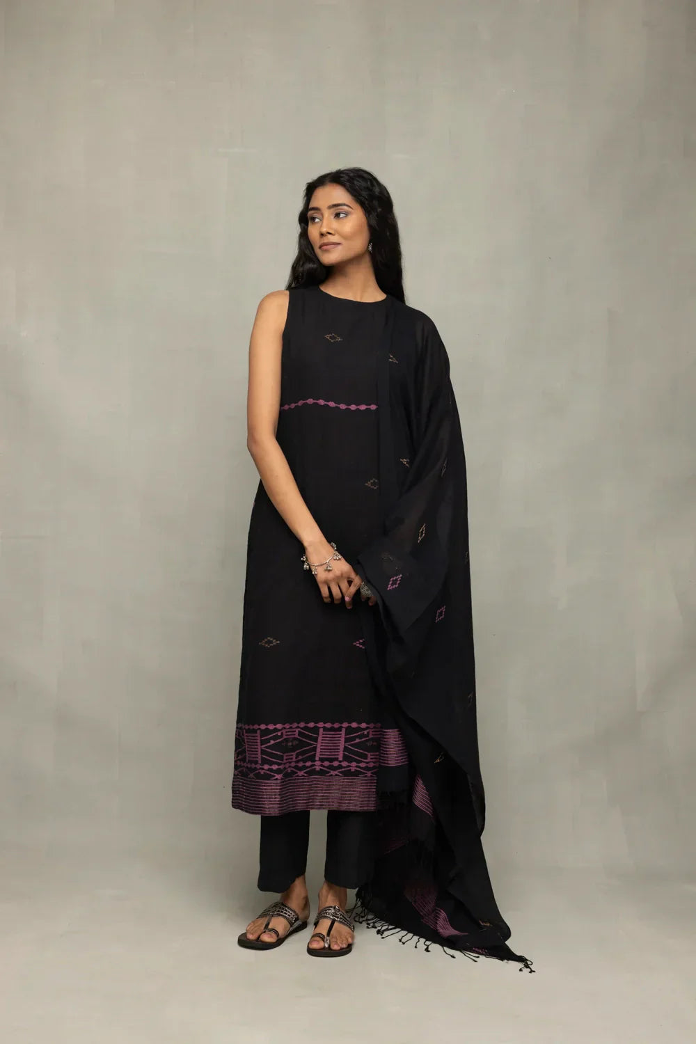 Kurta, Kurti, or Kurta Set — What’s the Difference? Explained Simply