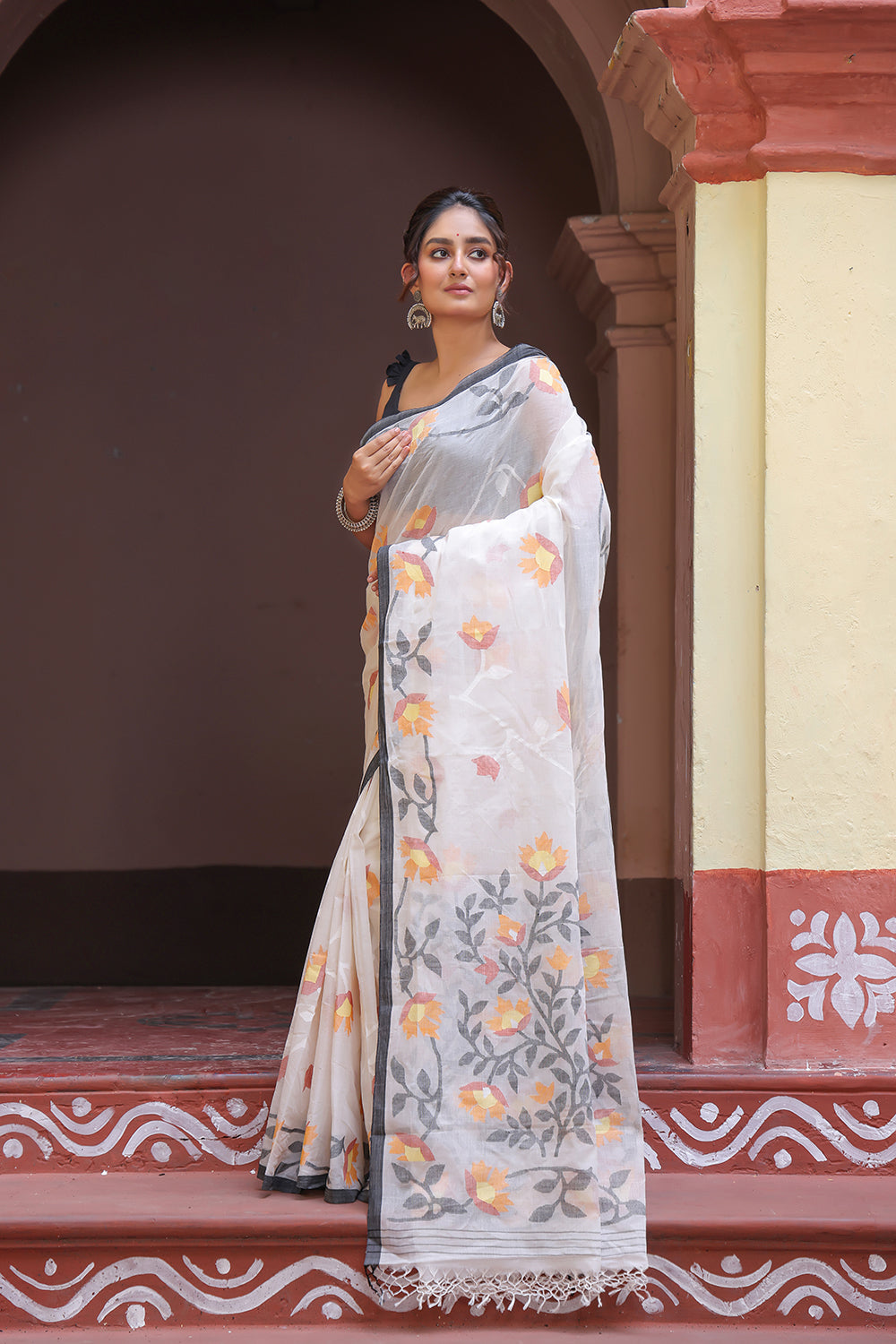 Handloom White Pure Cotton Exclusive Jamdani Saree with Yellow & White Flowers