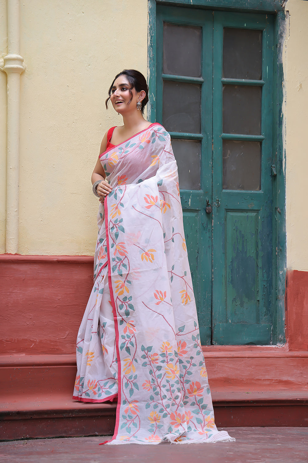 Handloom White and Red Pure Cotton Exclusive Jamdani Saree with Red Border