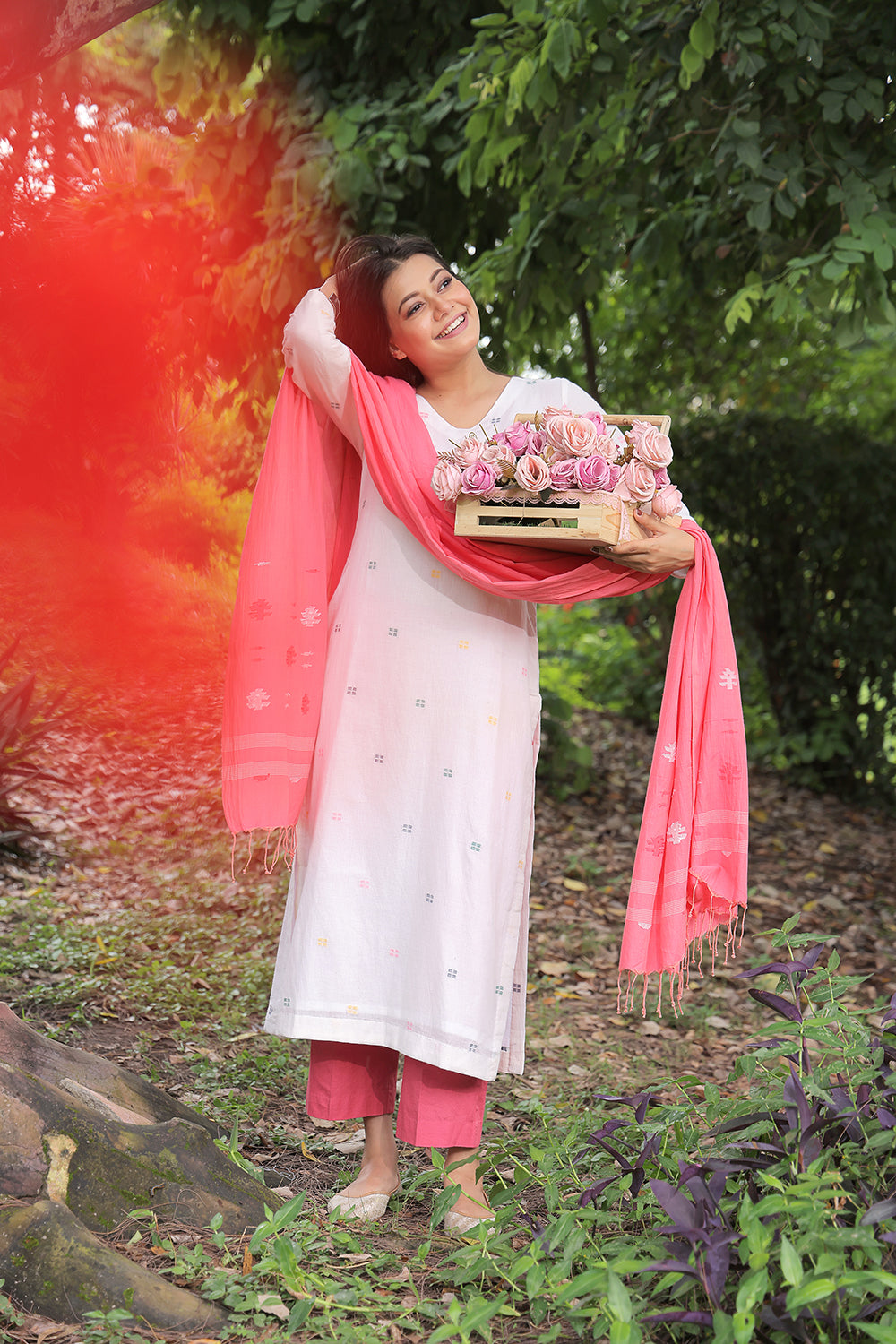 Handloom Off White Pure Cotton Square Jamdani Kurta Set With Dupatta