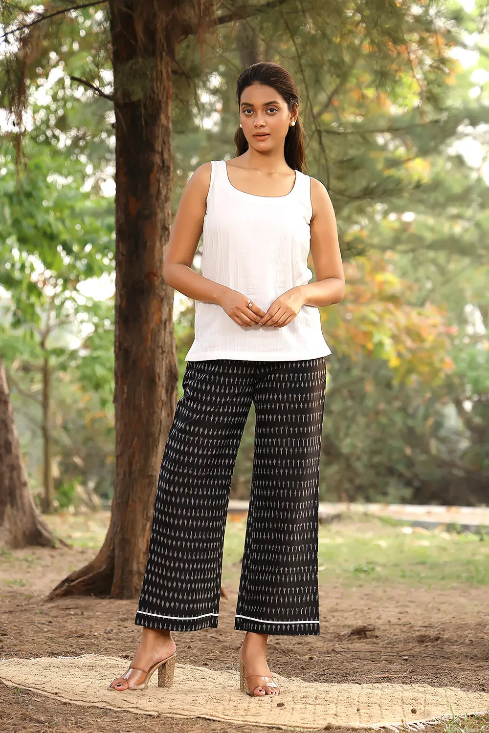 White & Black Pure Cotton Ikkat Co-ord Set