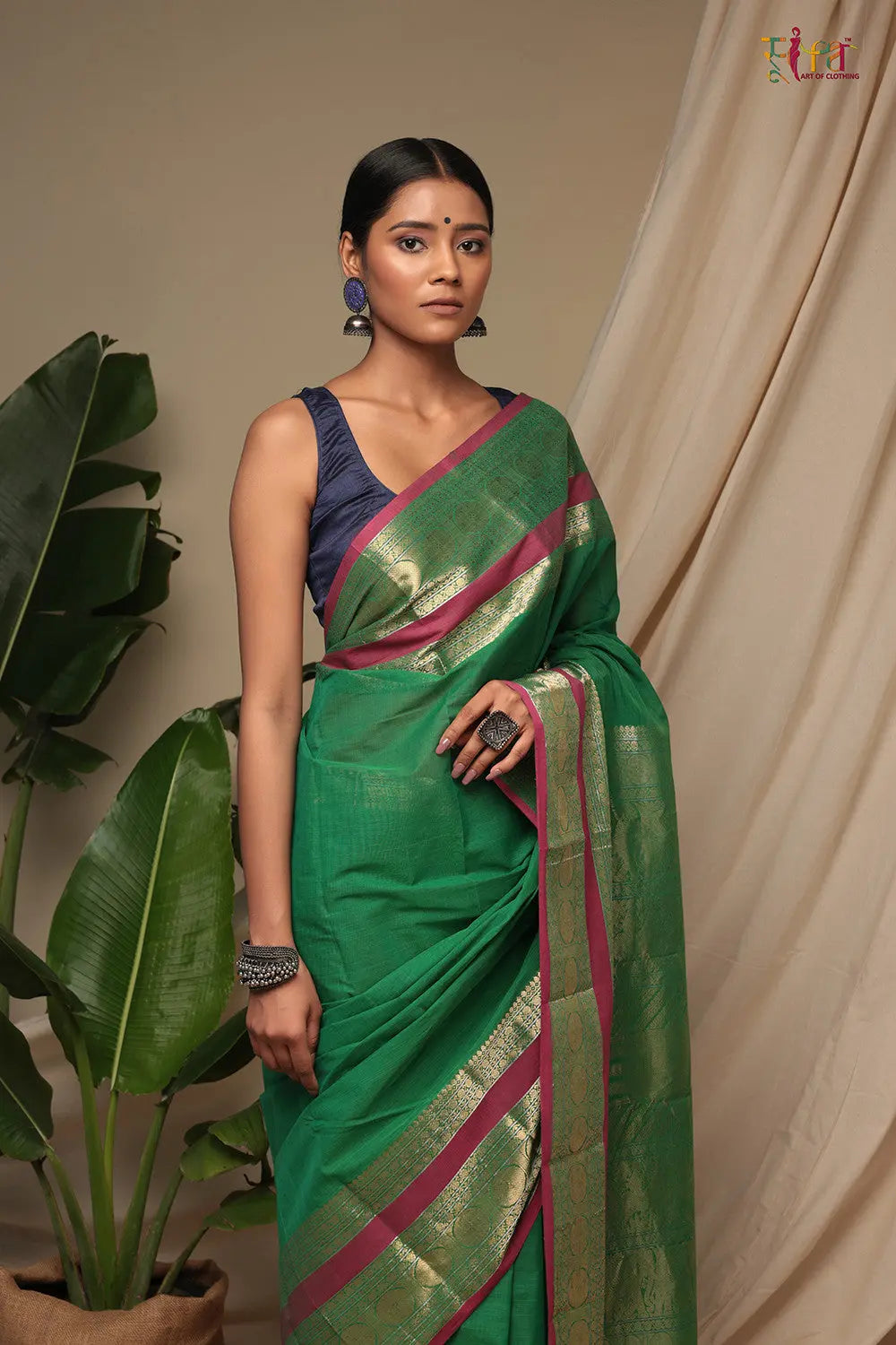 Handloom Forest Green Kanchi Cotton Saree With Exquisite Gold Zari Border & Pallu