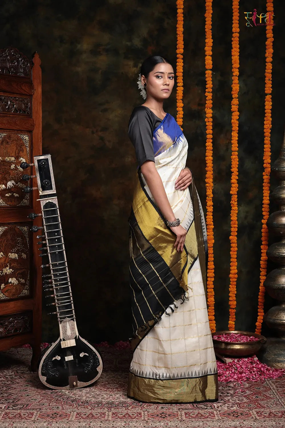 Handloom Cream Kanchipattu Saree With Zari Checks