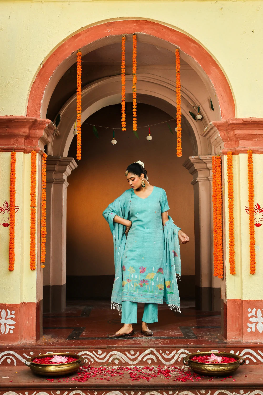 Handloom Green Pure cotton Jamdani Kurta Set With Dupatta