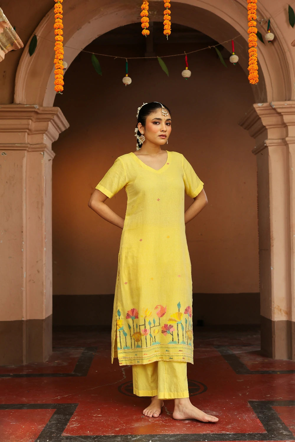 Handloom Yellow Pure cotton Jamdani Kurta Set With Dupatta