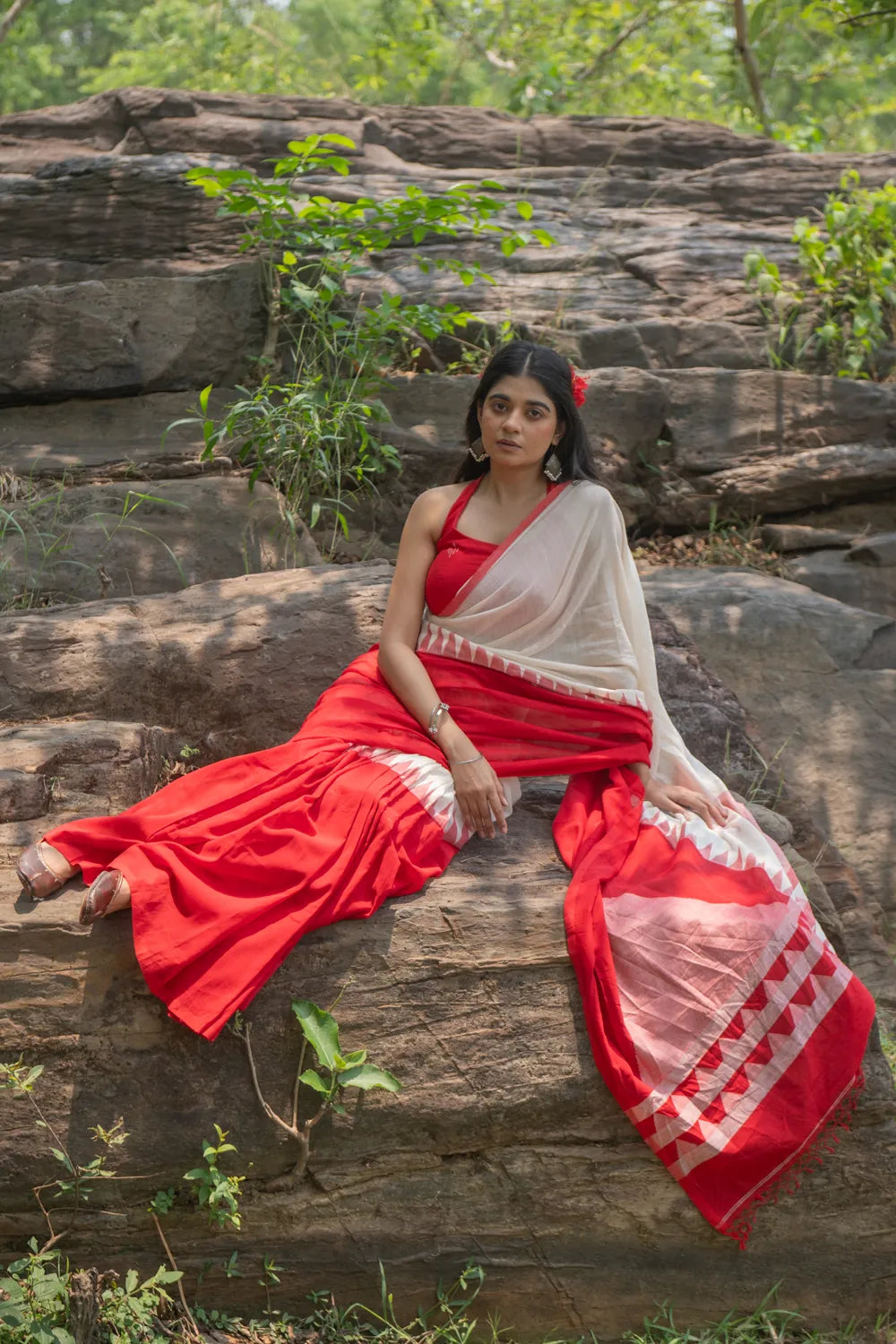 Handloom White & Red Mountain Jamdani Soft Cotton Saree