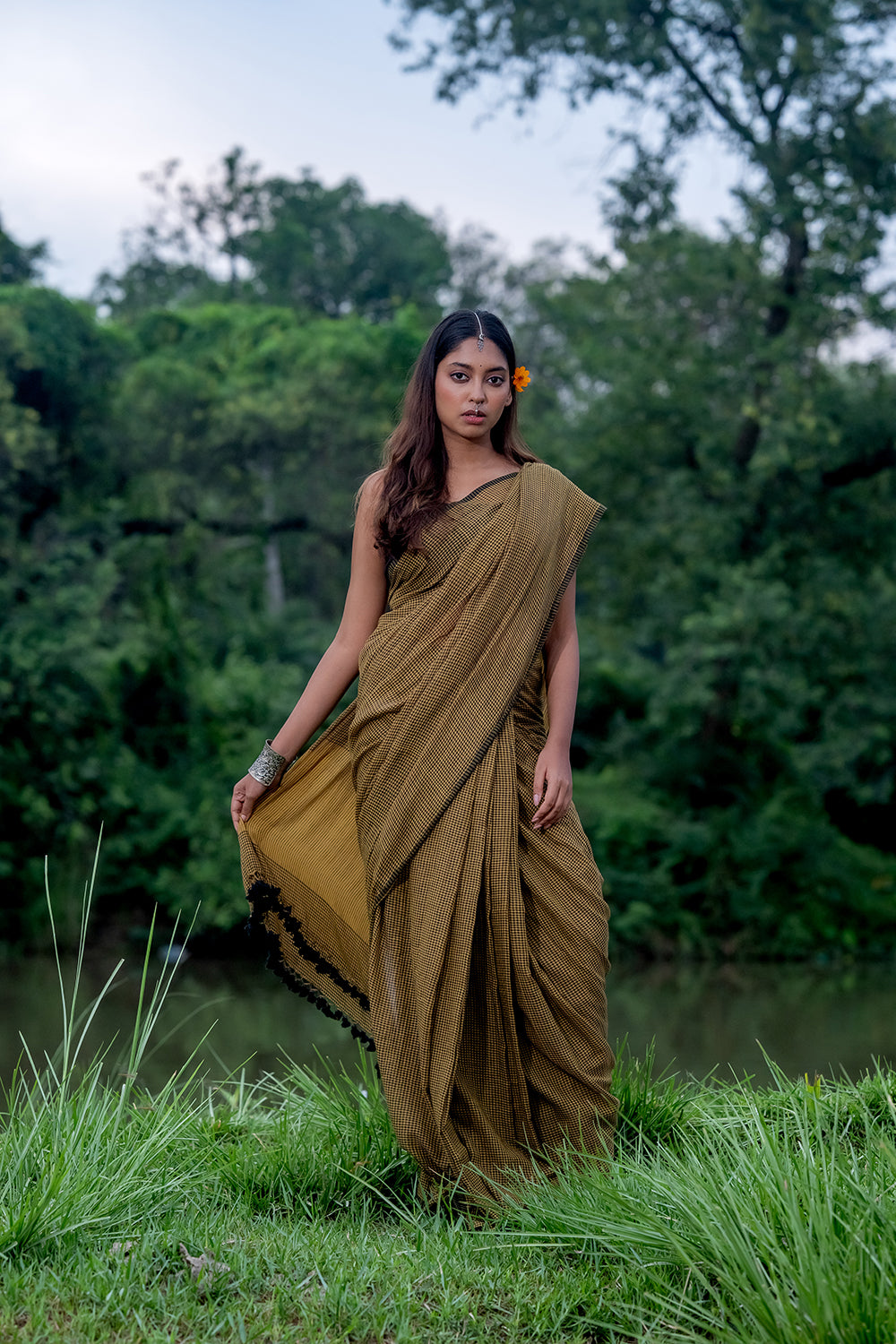 Handloom Olive Green Check Mul Cotton Saree