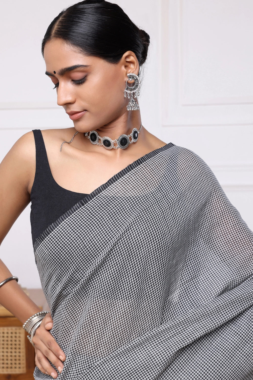 Handloom Black & White Check Mulmul Cotton Saree