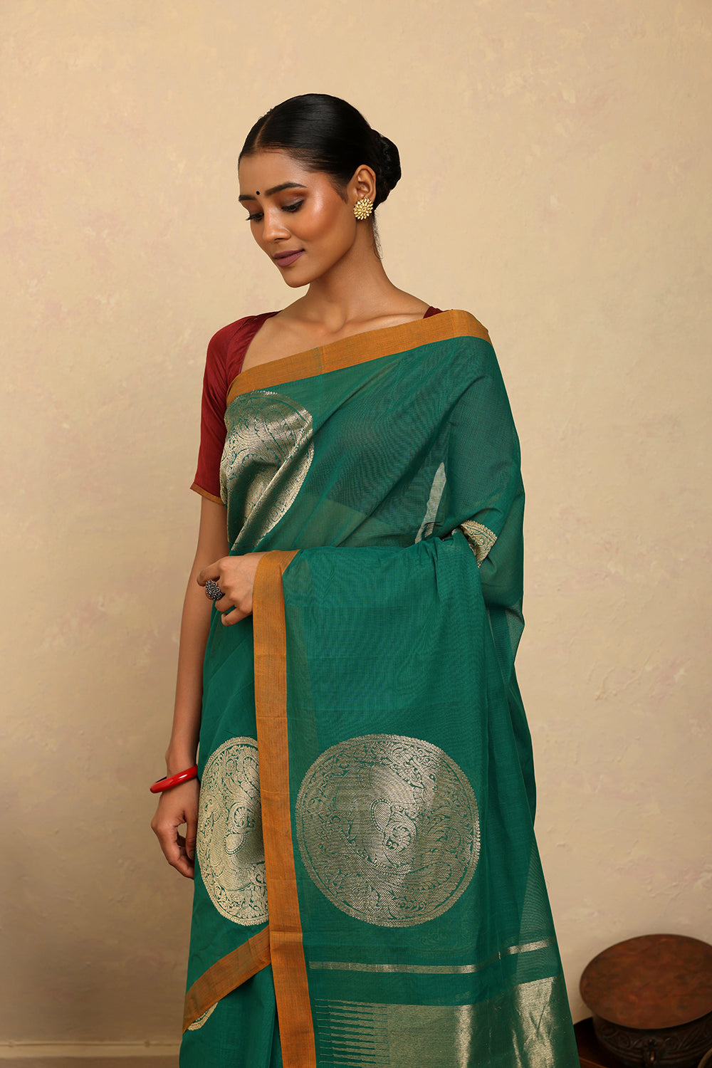 Handloom Spring Green Coin Motifs Kanchi Cotton Saree