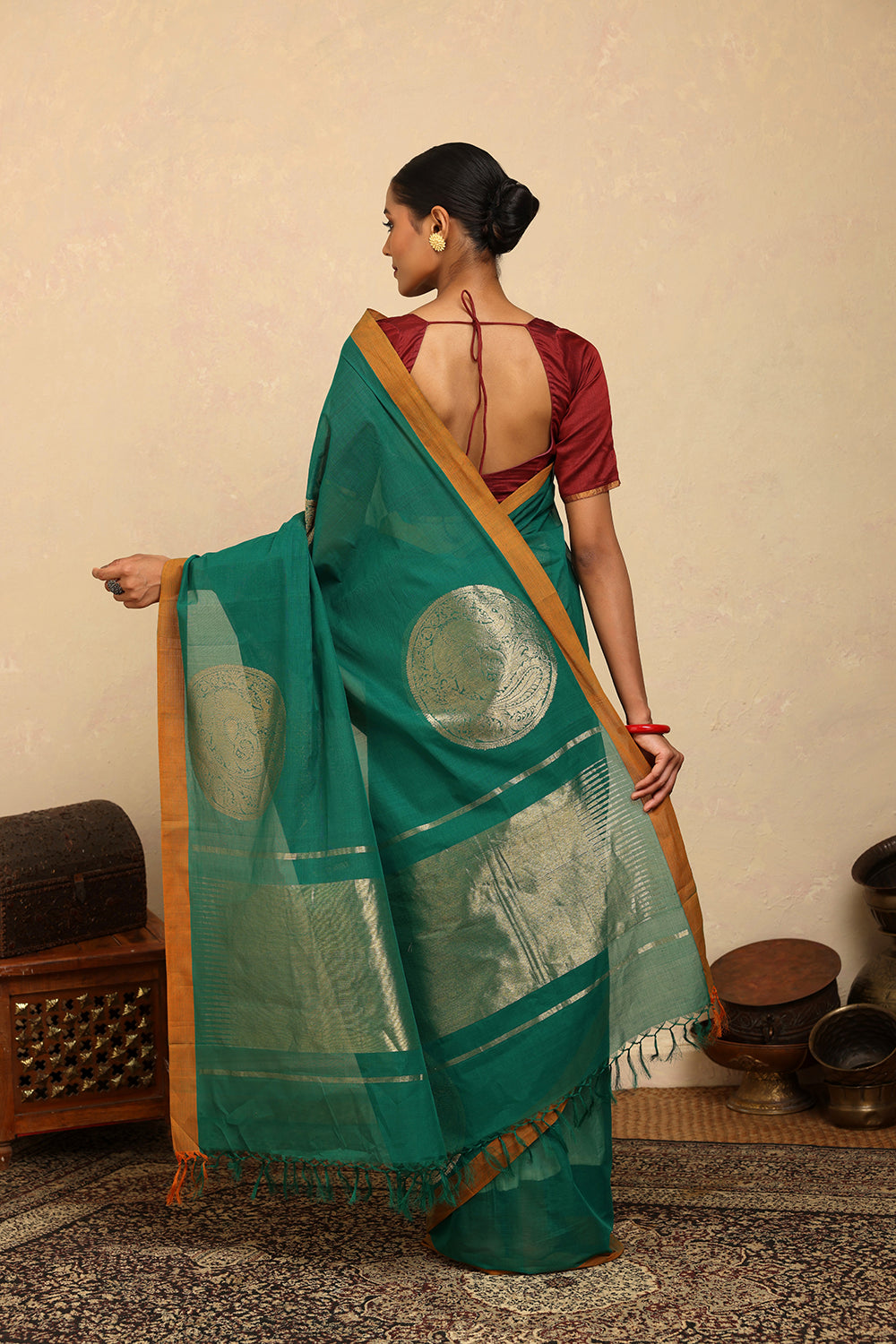 Handloom Spring Green Coin Motifs Kanchi Cotton Saree