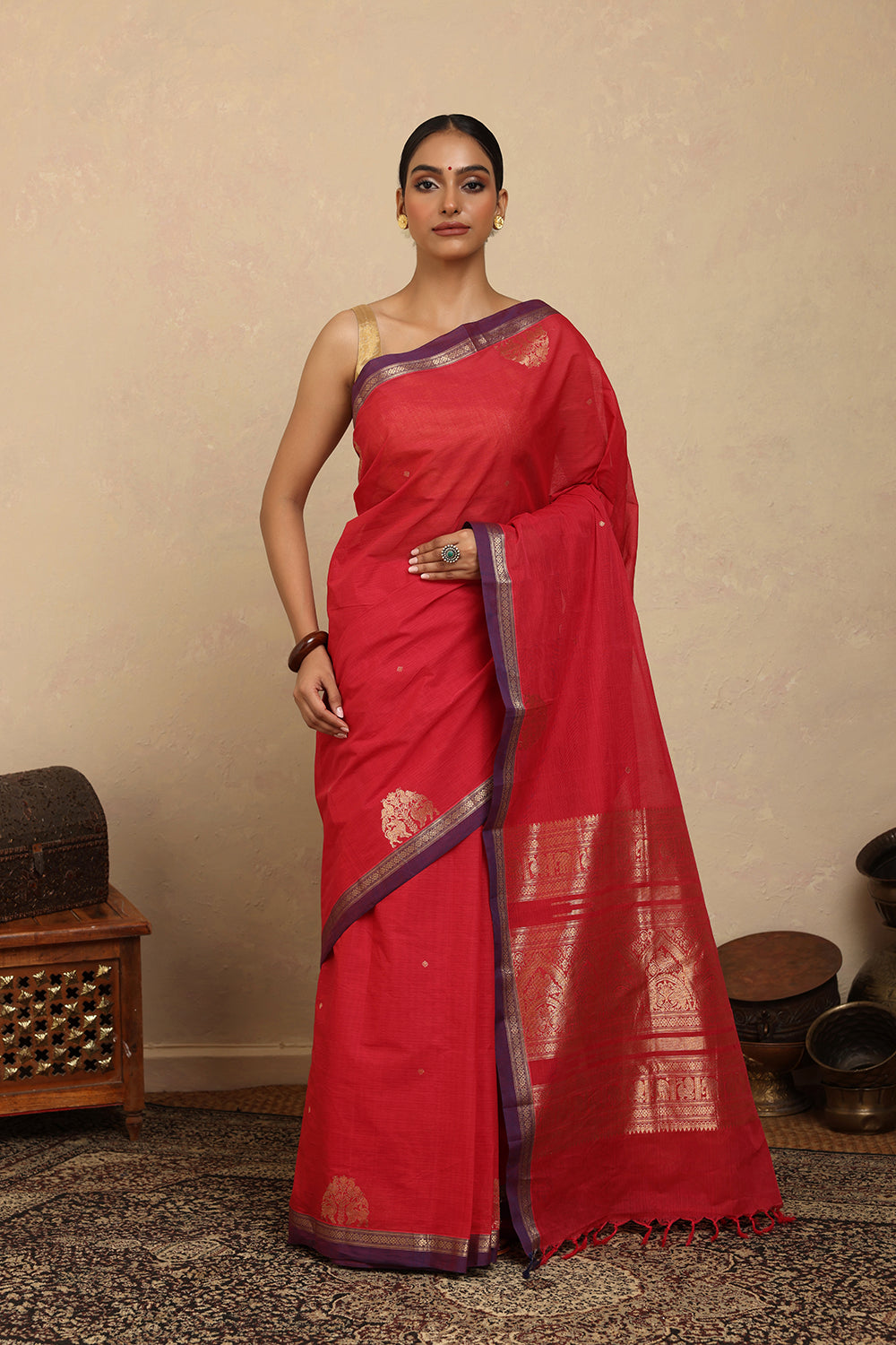 Handloom Red Gold Zari Motifs Kanchi Cotton Saree