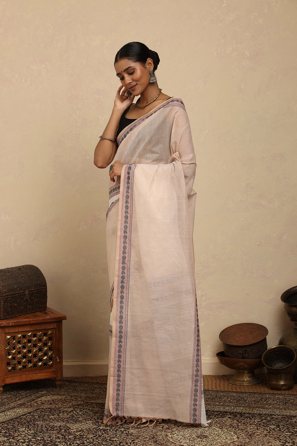 Handloom Beige and White Kanchi Cotton Saree