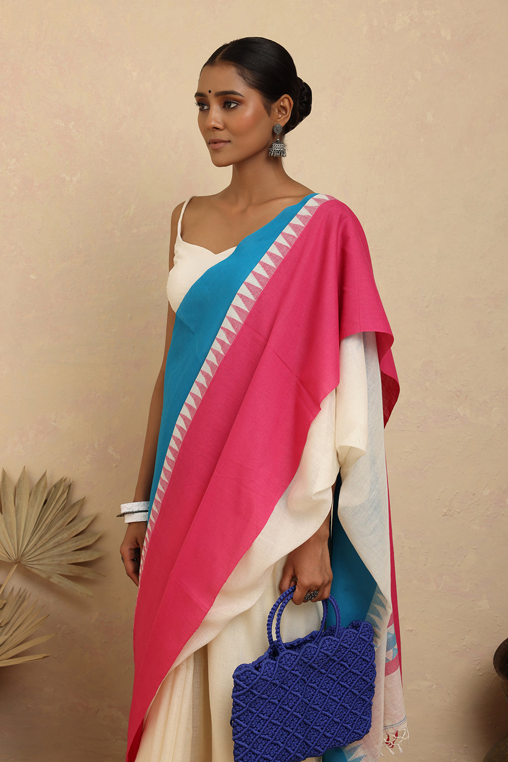Handloom Firozi & Pink Pure Cotton Jamdani Saree