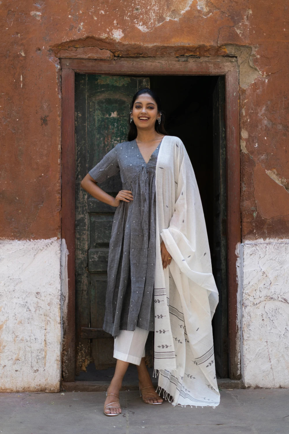 Handloom Grey Soft Cotton Jamdani Kurta Set With Dupatta