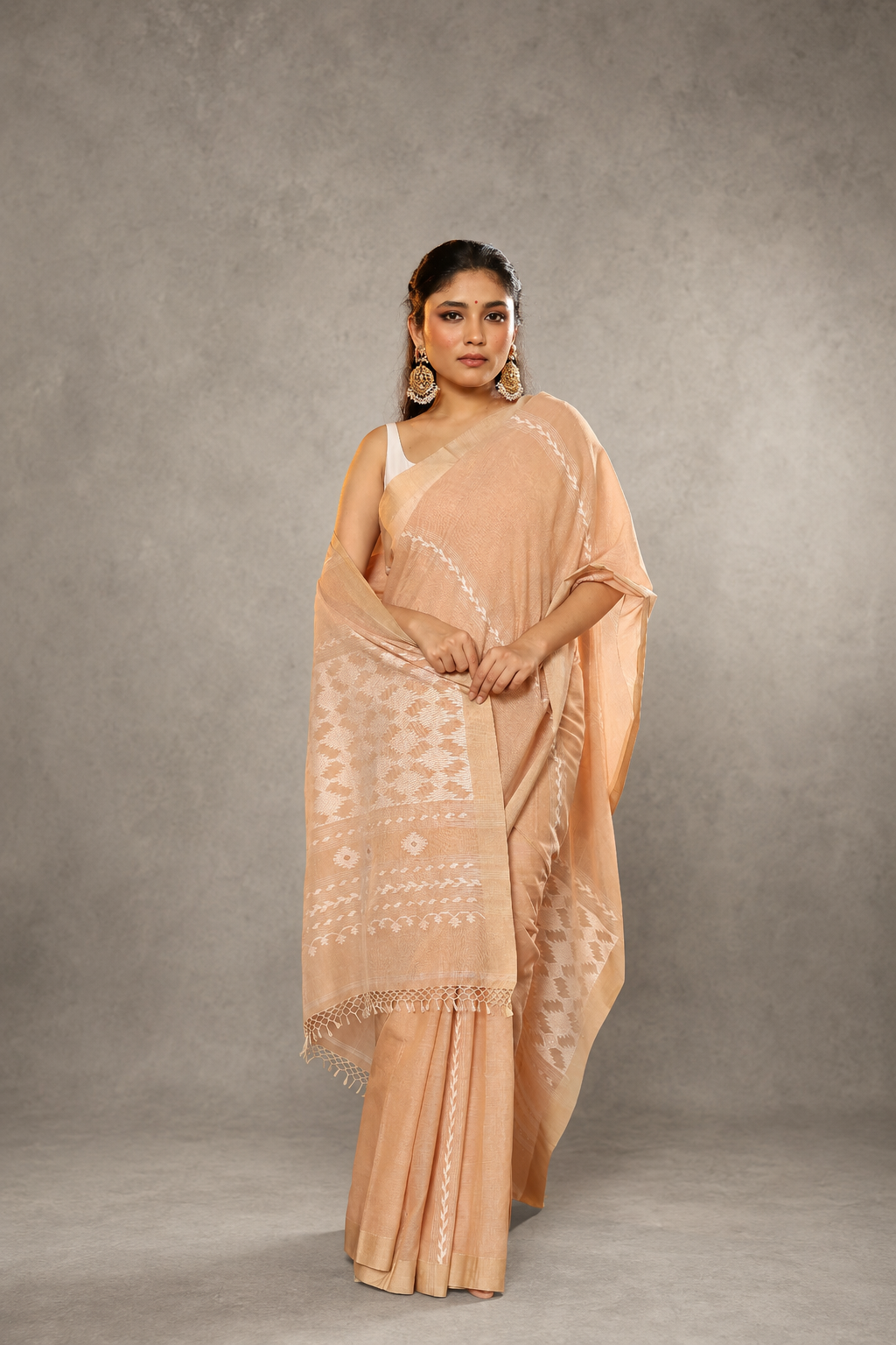 Handloom beige pure cotton Jamdani saree