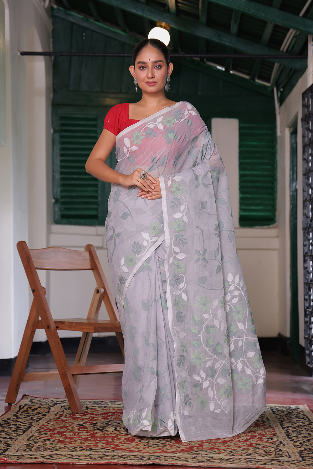 Handloom Grey Pure Cotton Jamdani with Green & White Floral Motifs