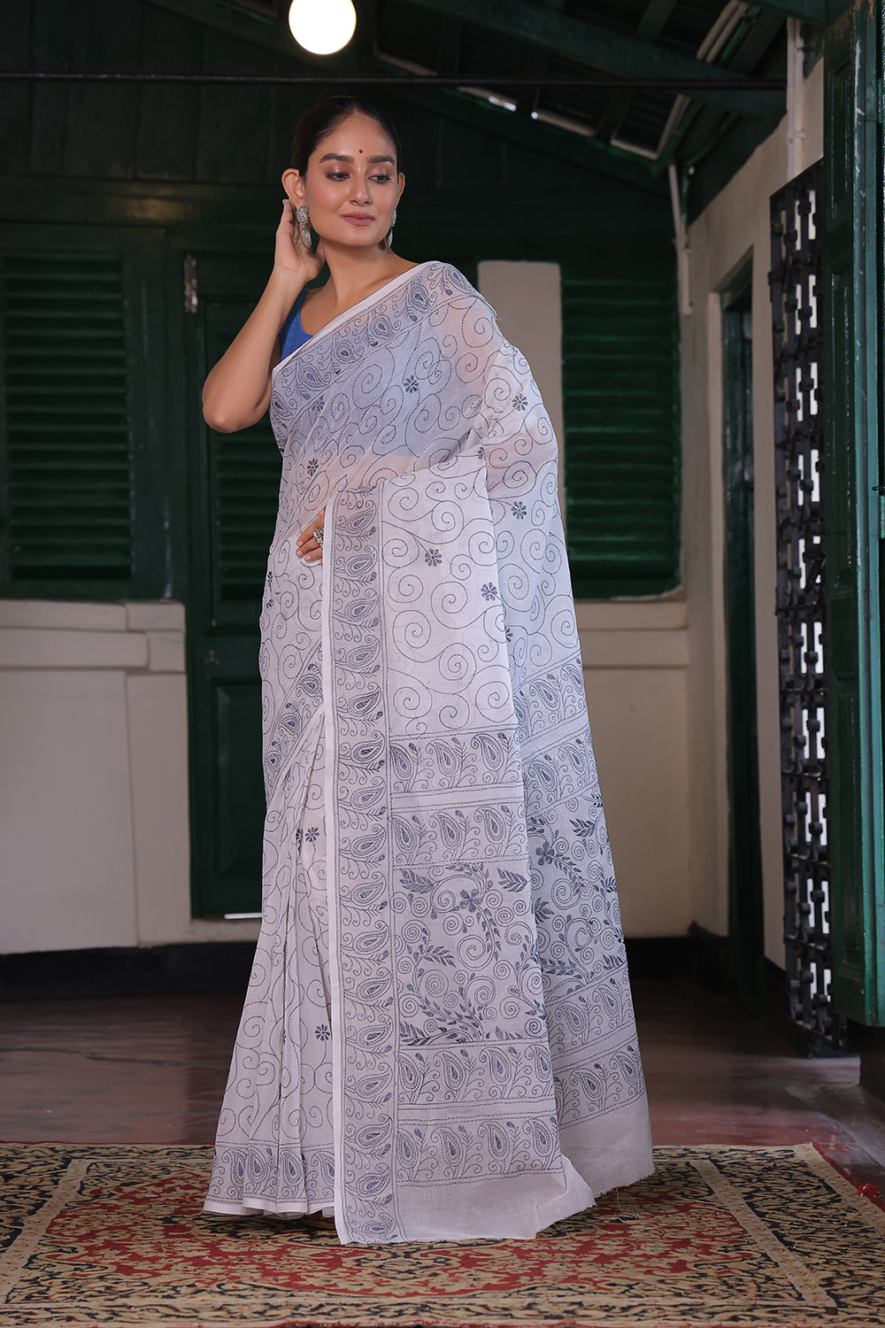 Handloom White & Grey Pure Cotton Kantha Saree