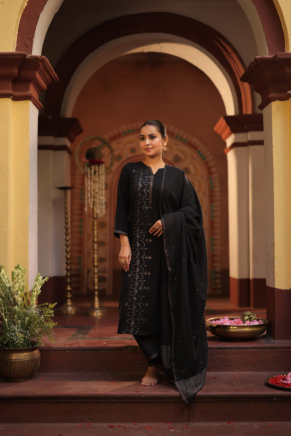 Black Zari Jamdani Handwoven Pure Cotton Kurta Set with Dupatta