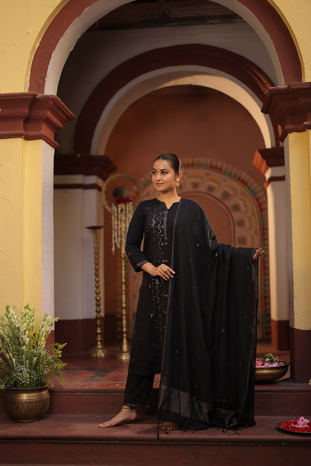 Black Zari Jamdani Handwoven Pure Cotton Kurta Set with Dupatta