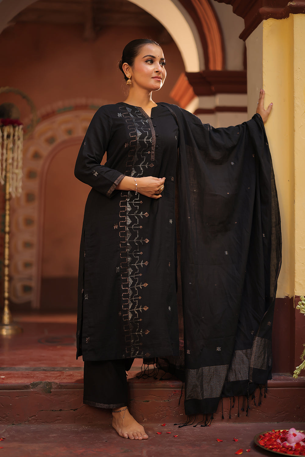 Black Zari Jamdani Handwoven Pure Cotton Kurta Set with Dupatta