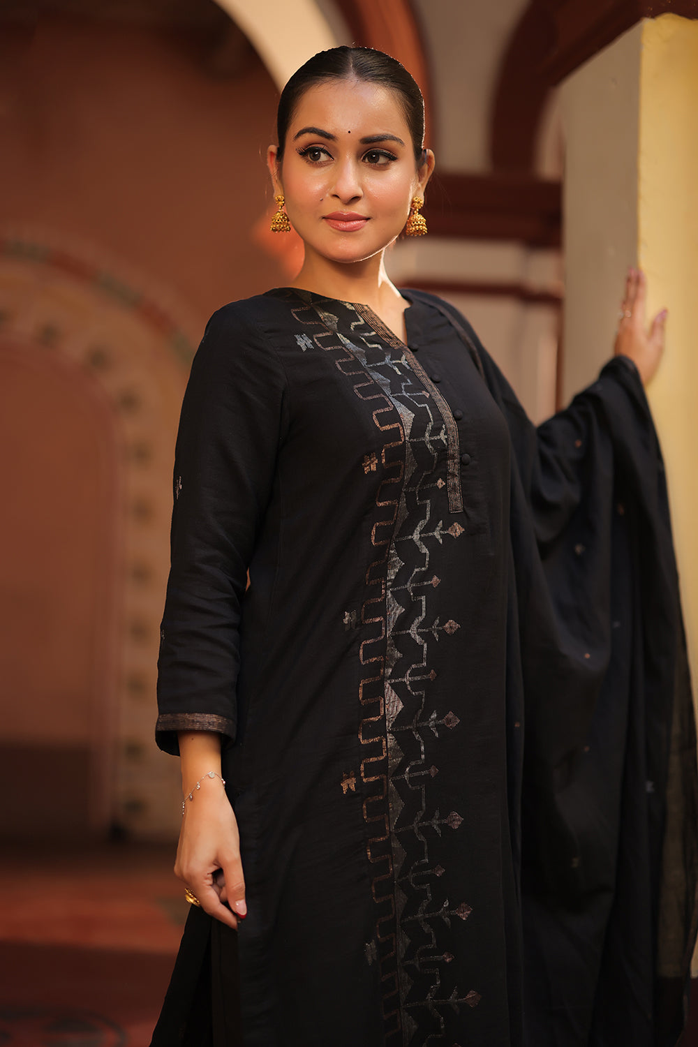 Black Zari Jamdani Handwoven Pure Cotton Kurta Set with Dupatta