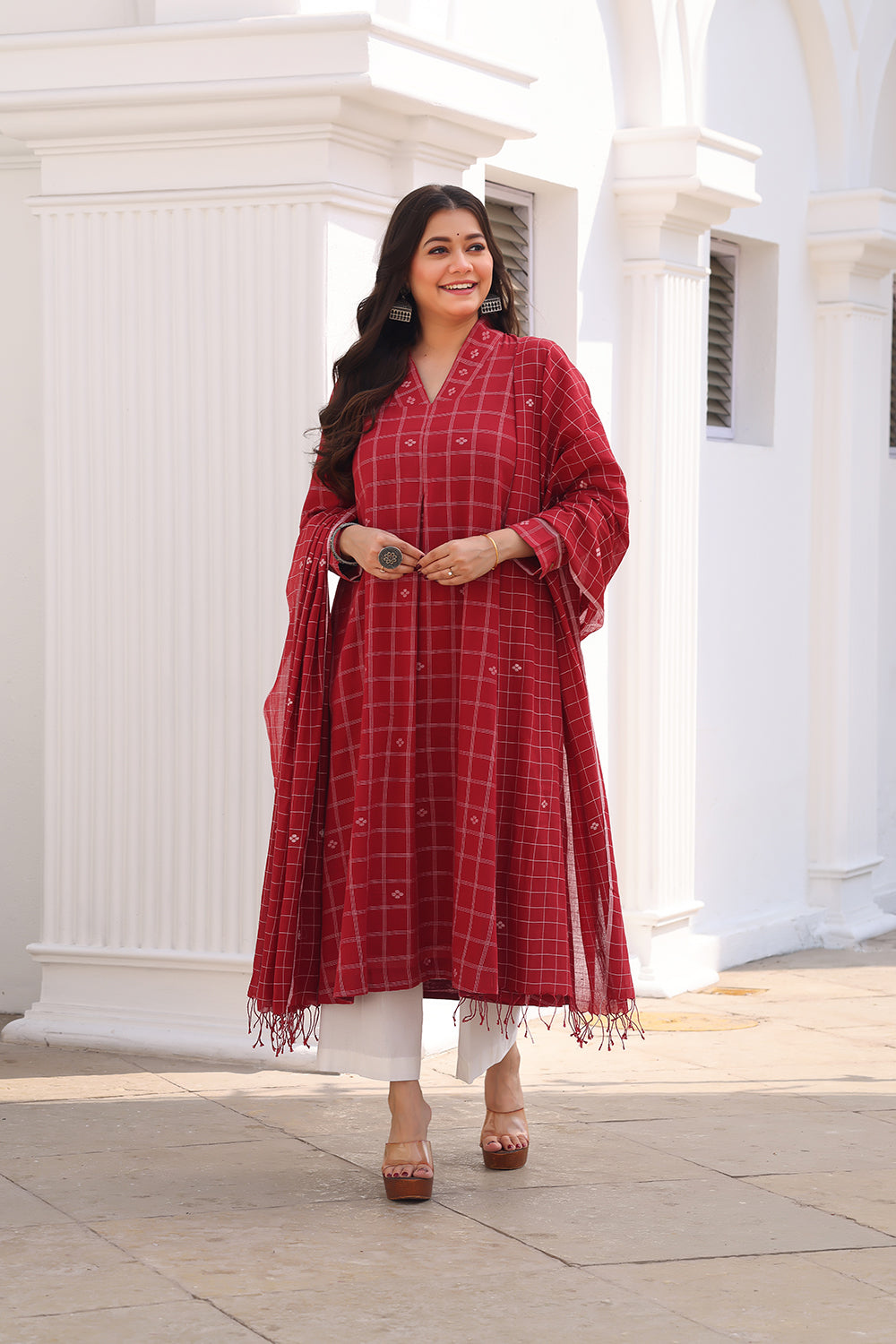 Brick Red Handwoven Checks Jamdani Cotton Kurta Set With Dupatta