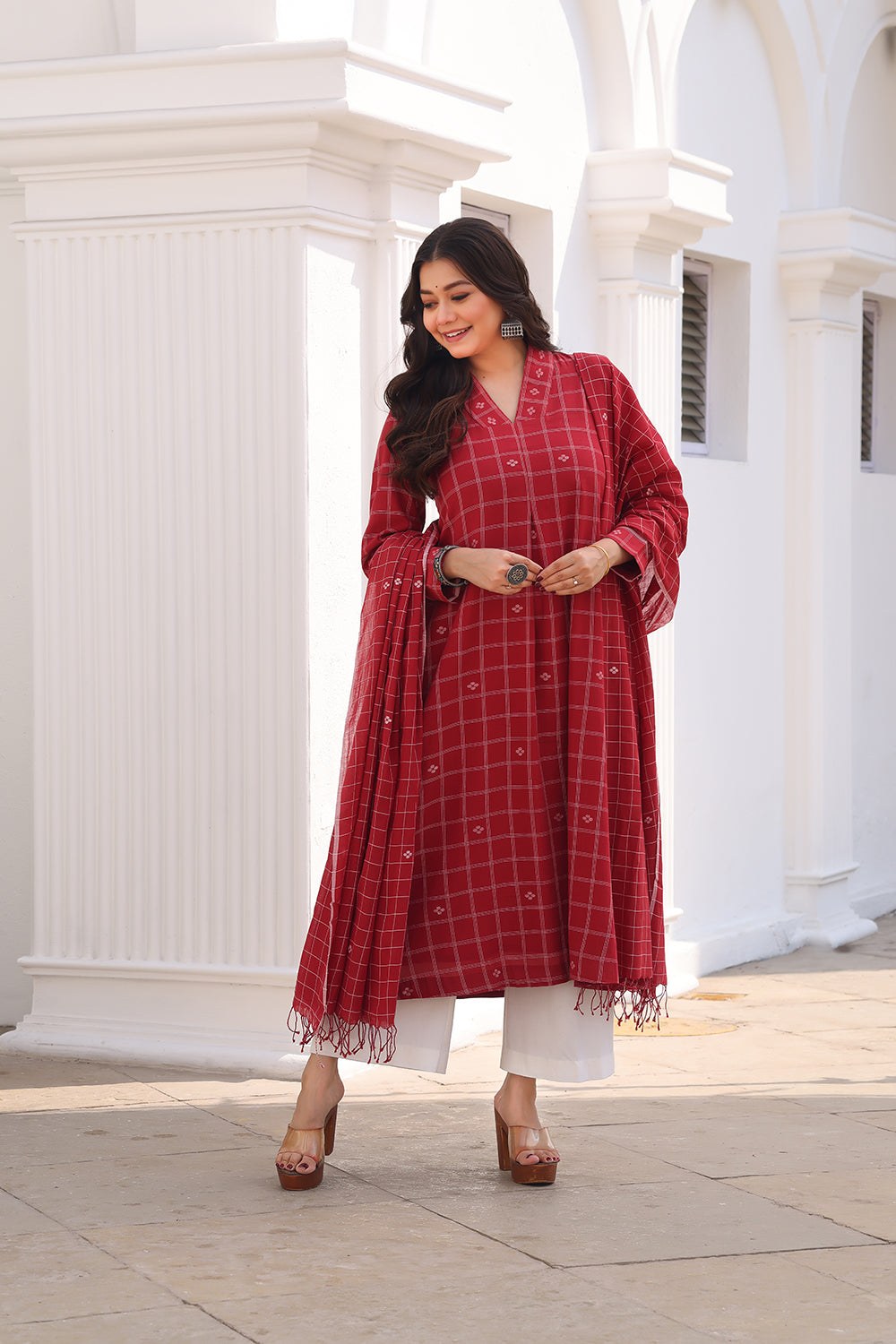 Brick Red Handwoven Checks Jamdani Cotton Kurta Set With Dupatta