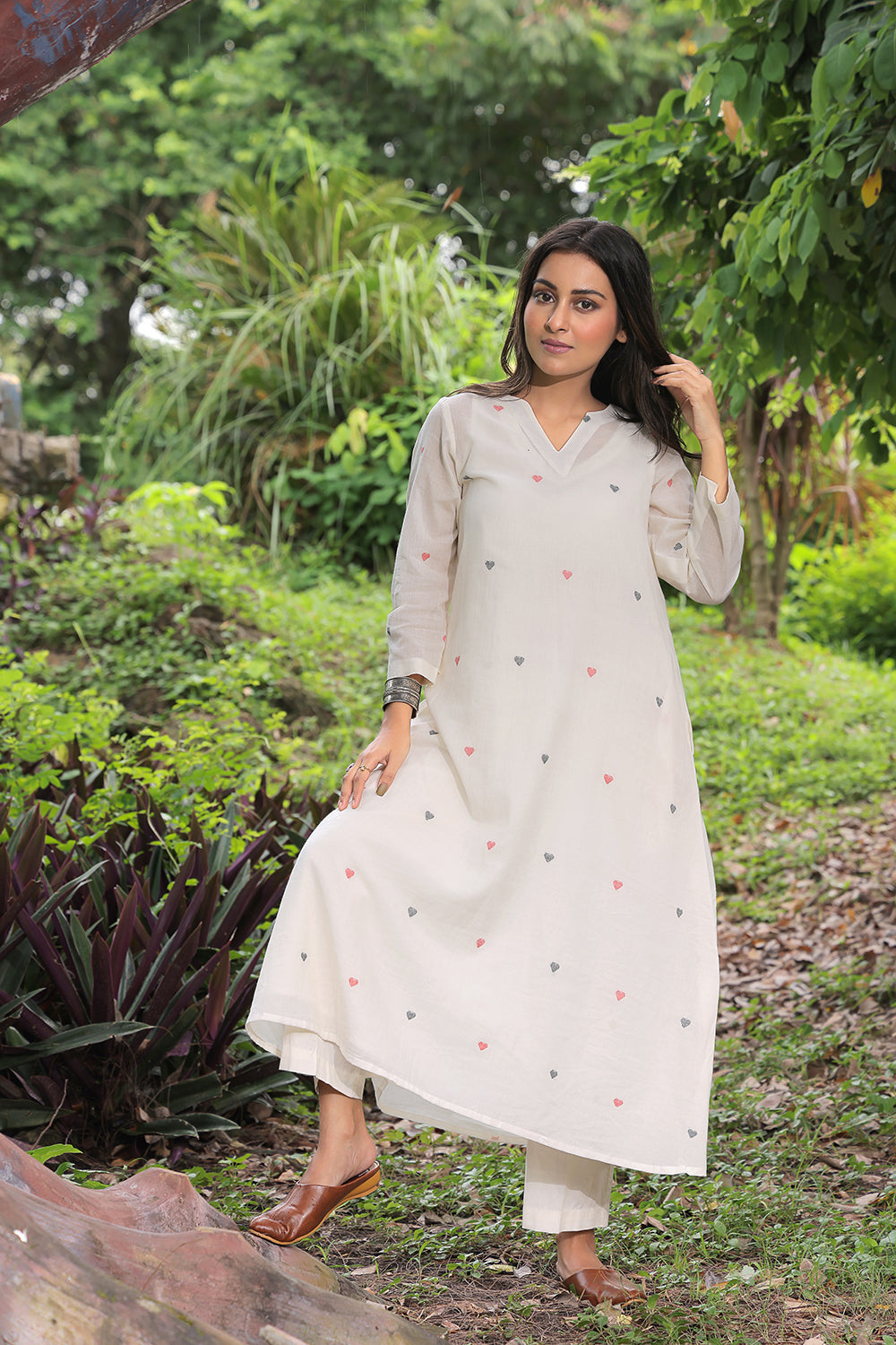 Handloom Off White Pure Cotton Heart Jamdani Kurta Set