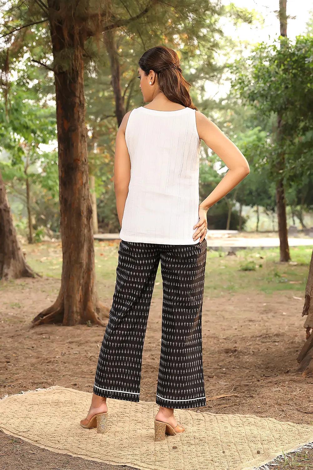 White & Black Pure Cotton Ikkat Pant