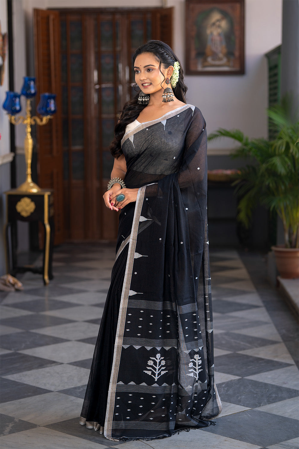 Handloom Black Soft Cotton Jamdani Saree