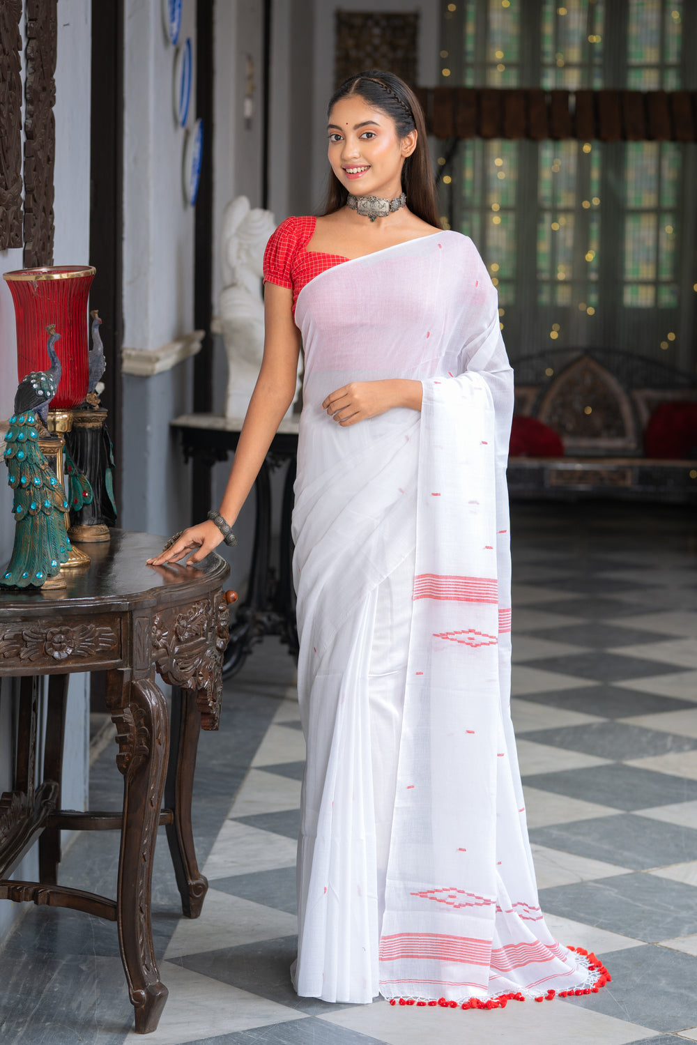 Handloom Red & White Mul Cotton Saree