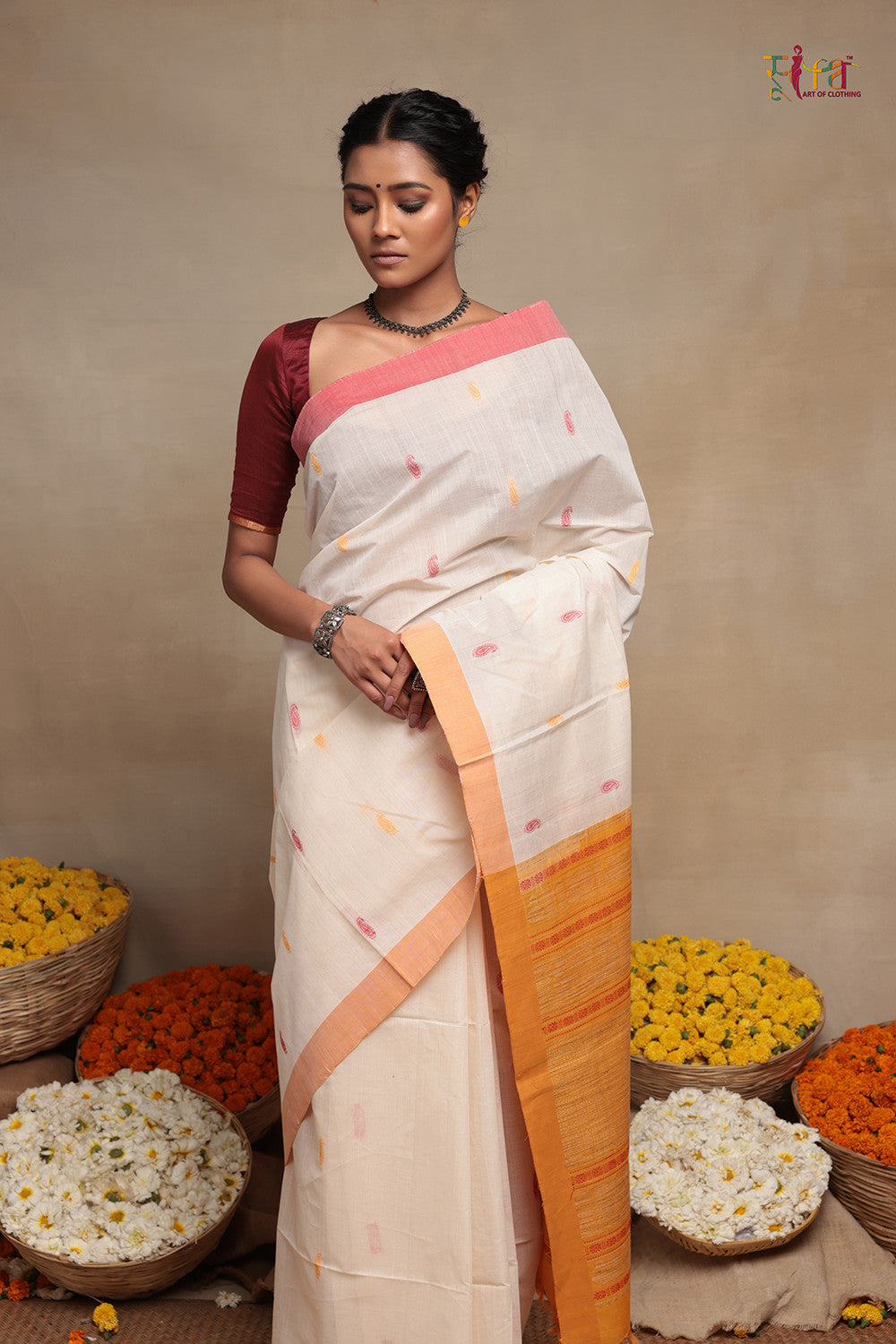 White Handloom Cotton Kanchi Saree