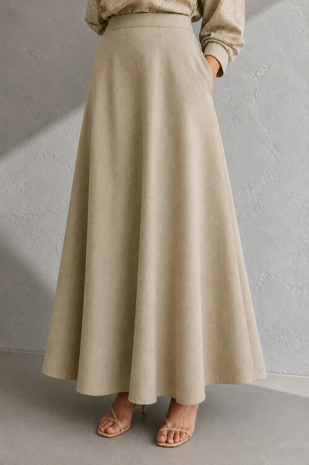 Green Essence Embroidered Linen Skord Set