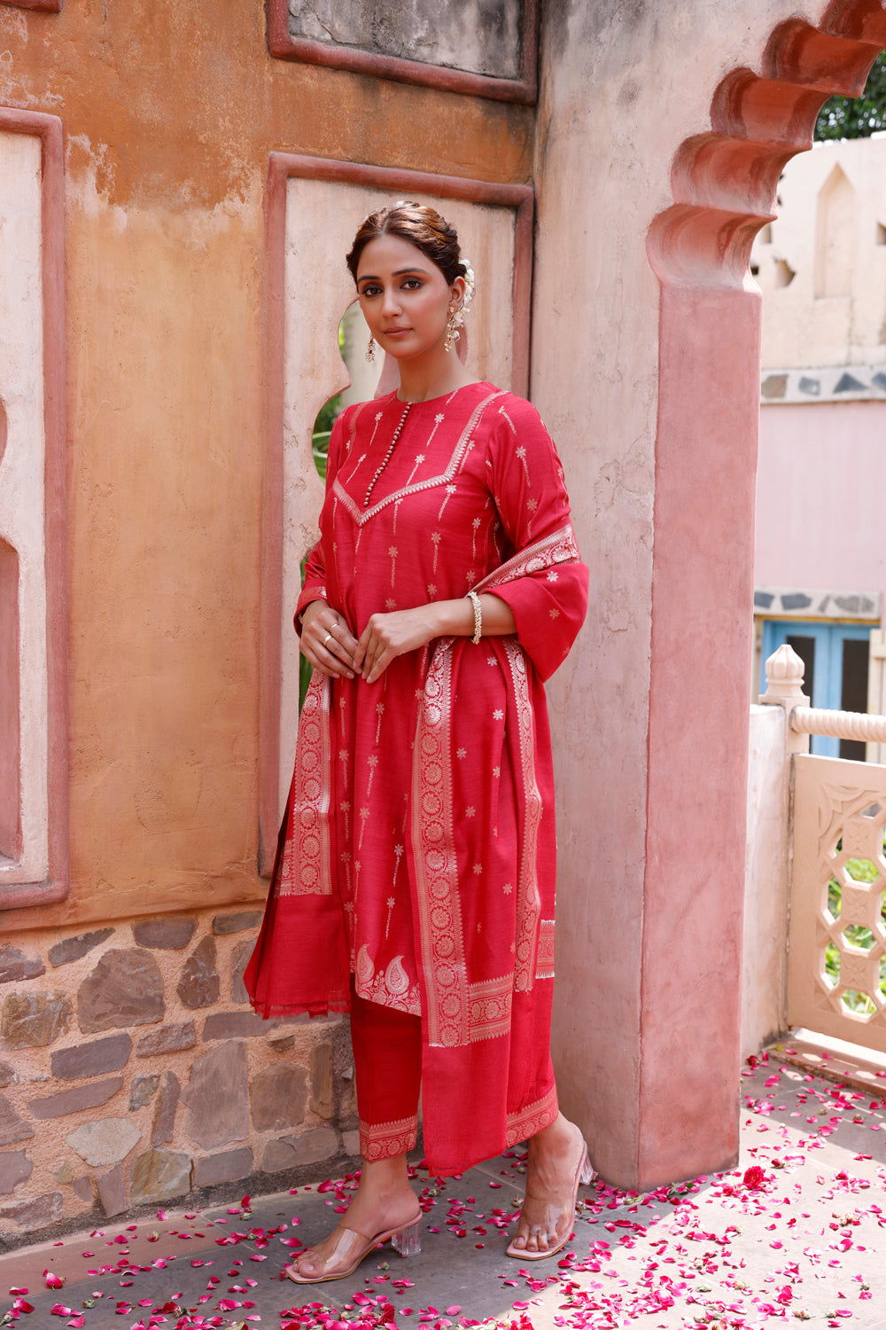Red Pure Silk Banarasi Kurta Set With Dupatta