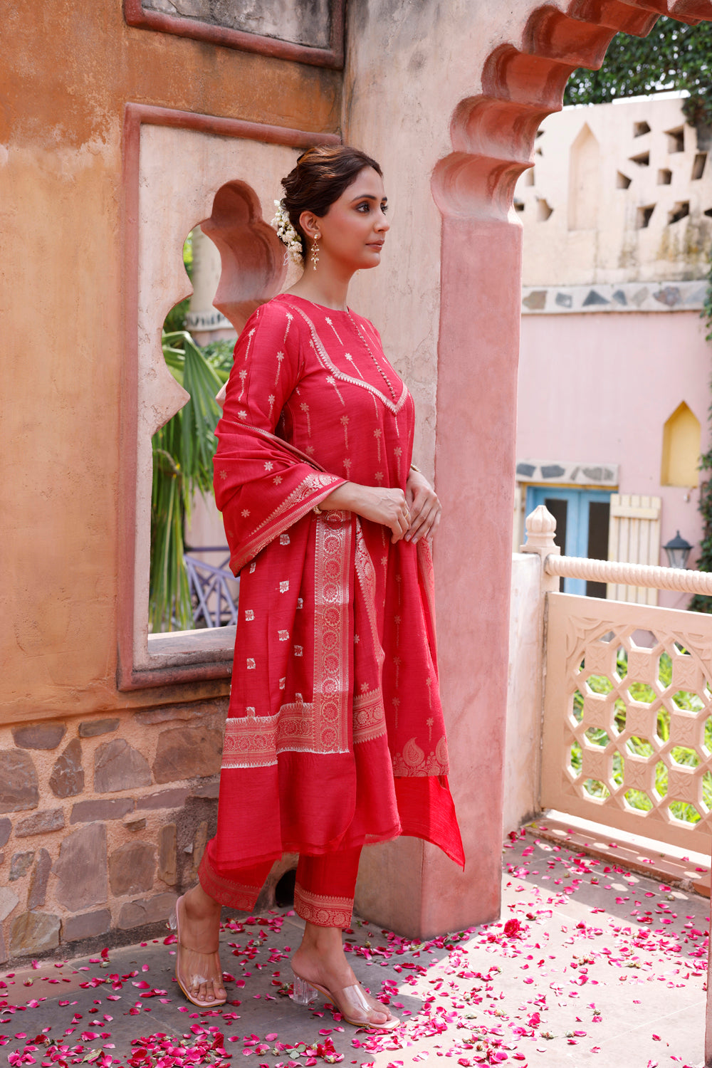 Red Pure Silk Banarasi Kurta Set With Dupatta