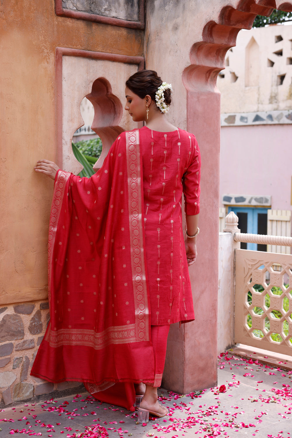 Red Pure Silk Banarasi Kurta Set With Dupatta