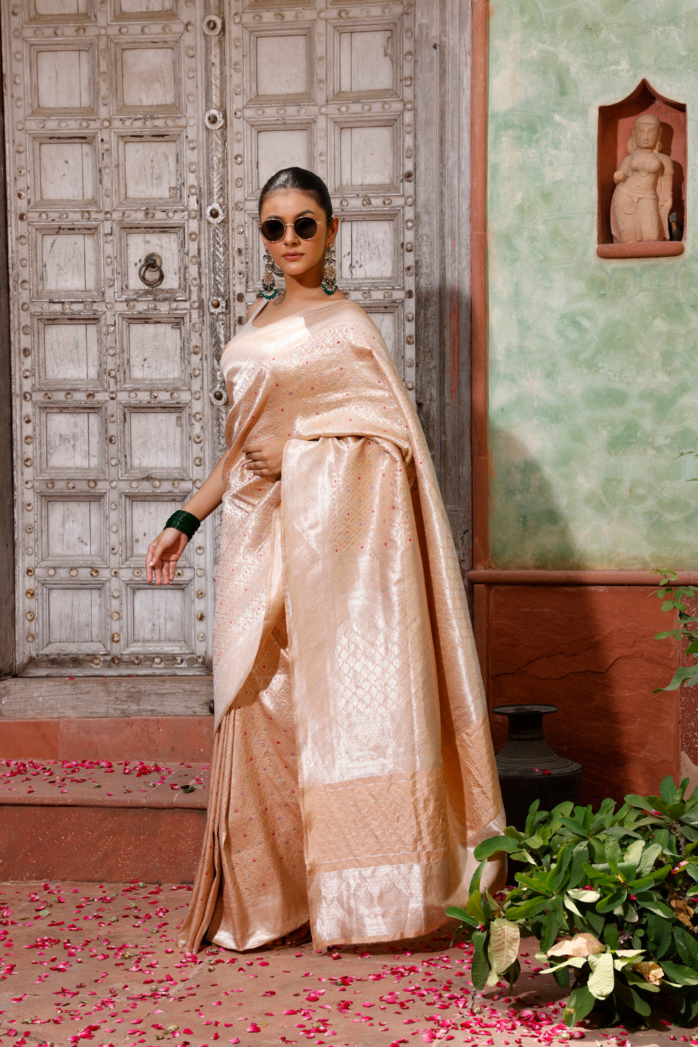 Handloom Cream Pink Pure Silk Banarasi Saree