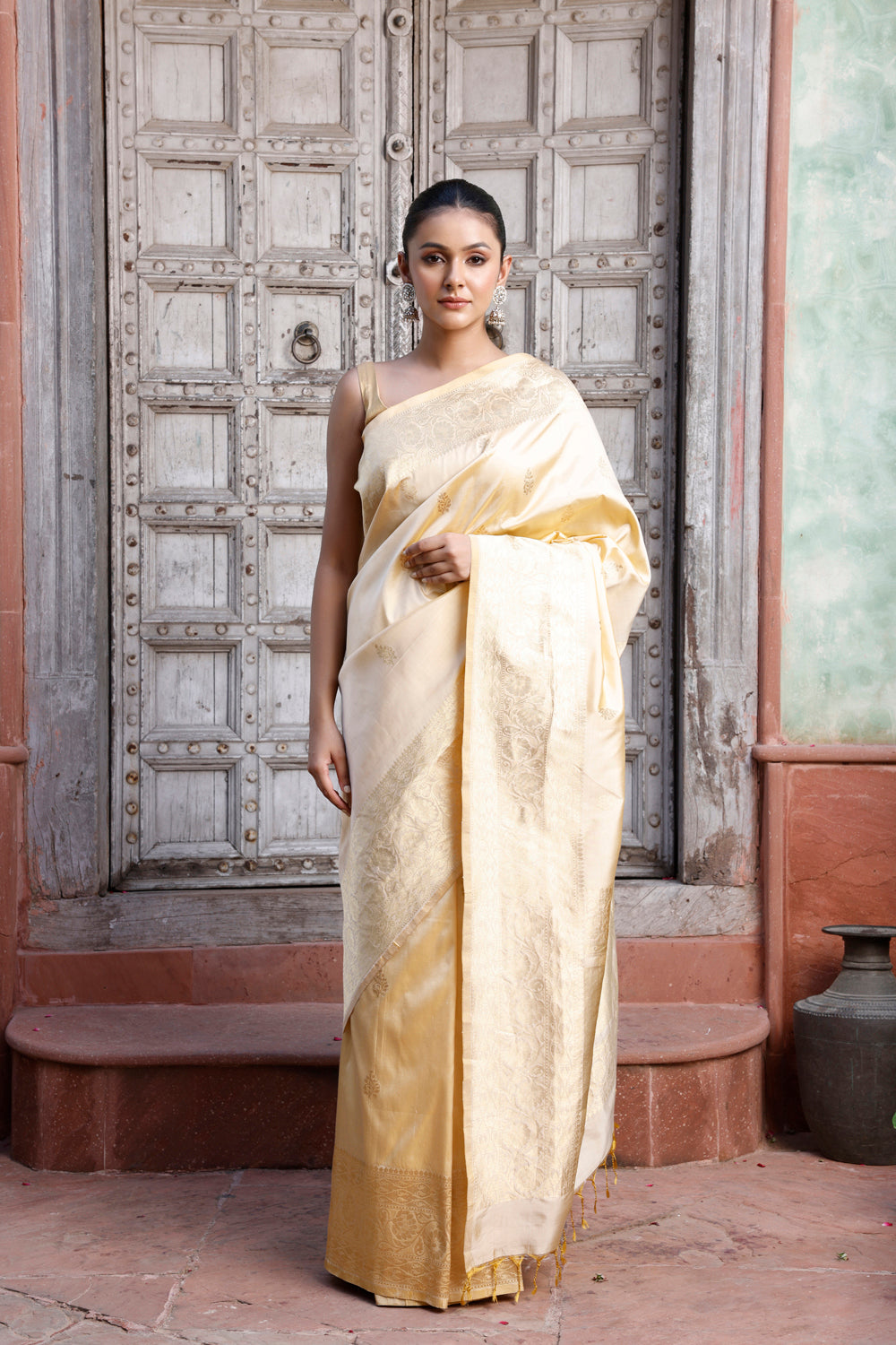 Handloom Cream Pure Silk Banarasi Saree