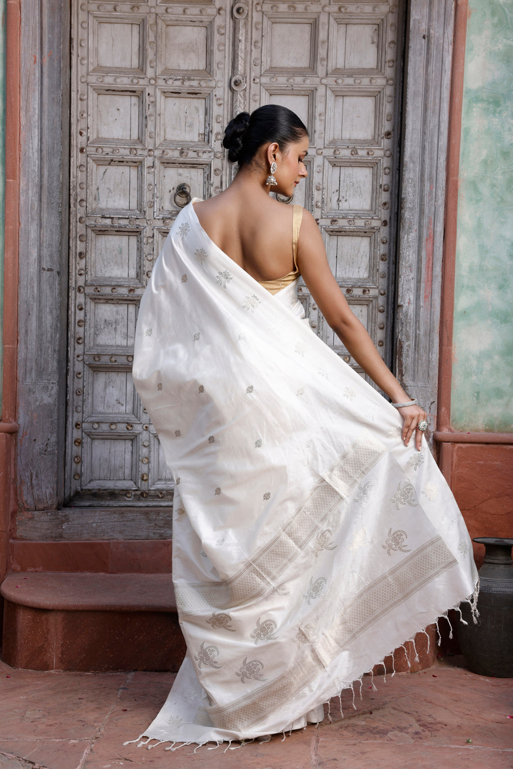 Handloom White Pure Silk Banarasi Saree with Gold & Silver Motifs