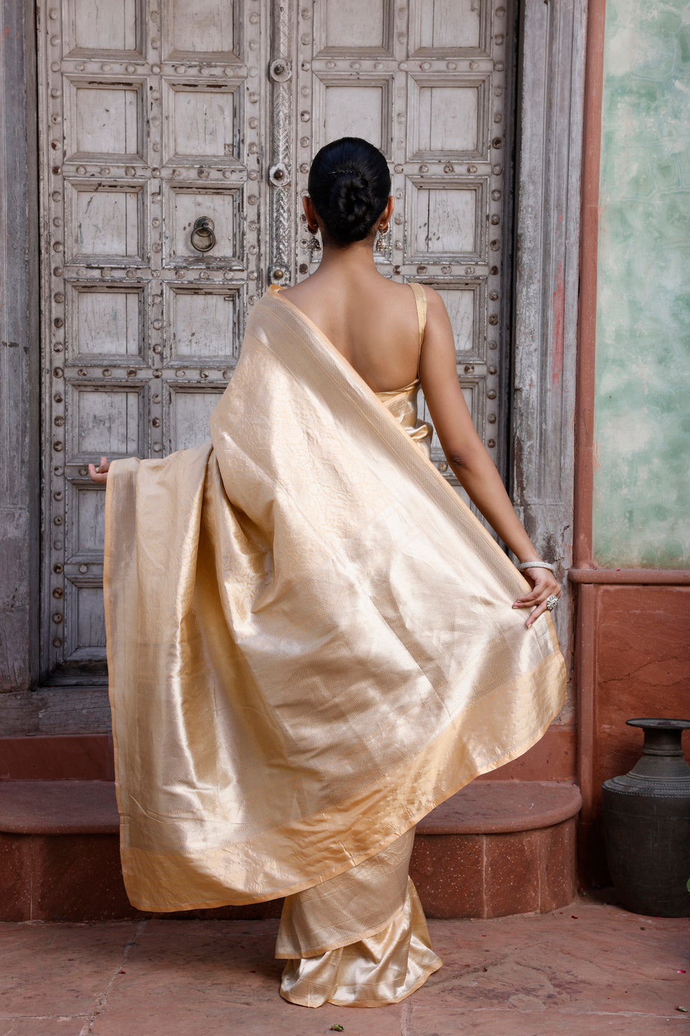 Handloom Vanilla Cream Pure Silk Banarasi Saree