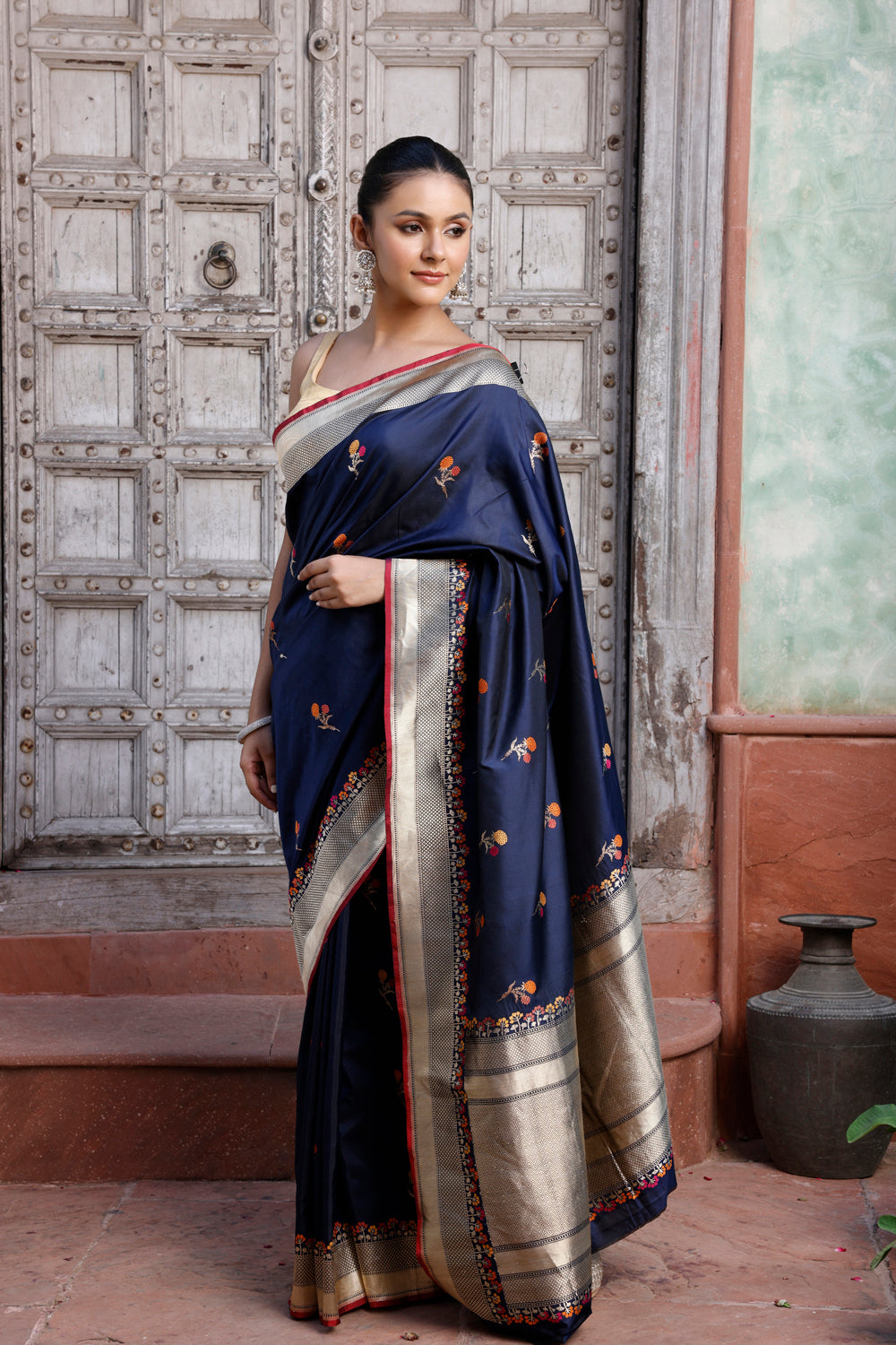 Handloom Navy Blue Pure Silk Kadua Banarasi Saree