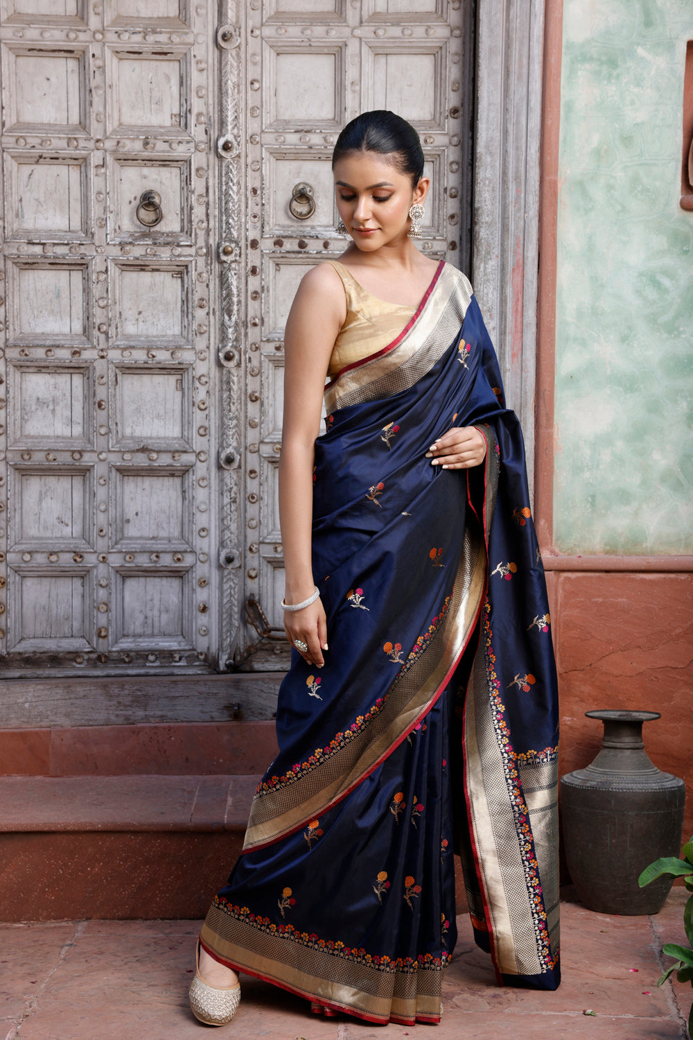 Handloom Navy Blue Pure Silk Kadua Banarasi Saree