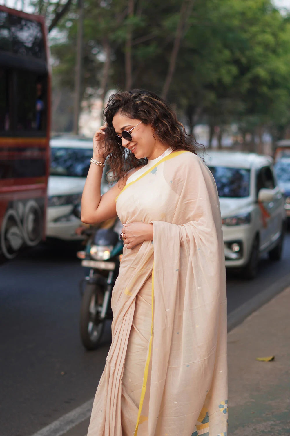 Handloom Beige Pure Cotton Jamdani Saree With Bird Motifs