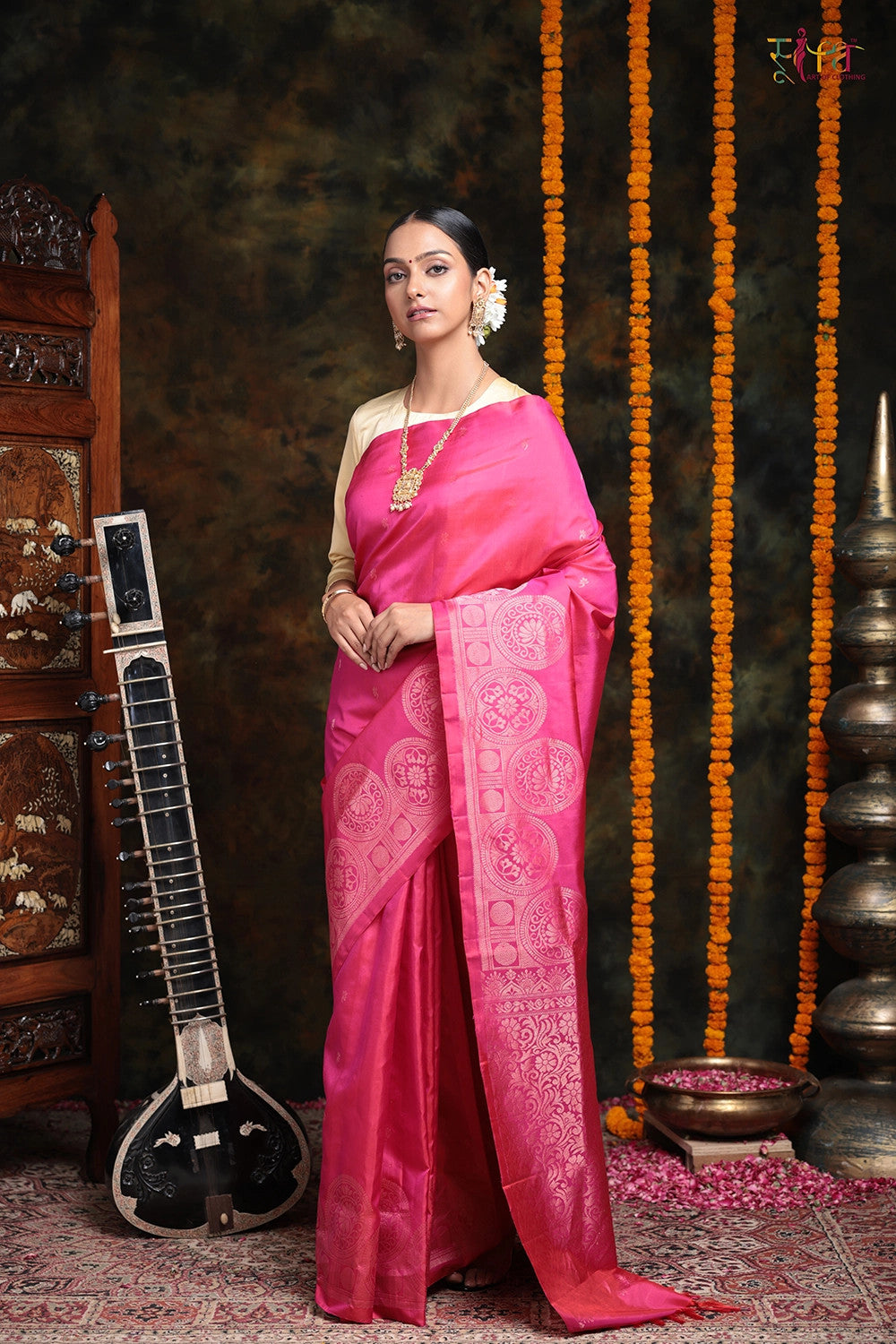 Handloom Hot Pink Pure Silk Saree With Gold Zari