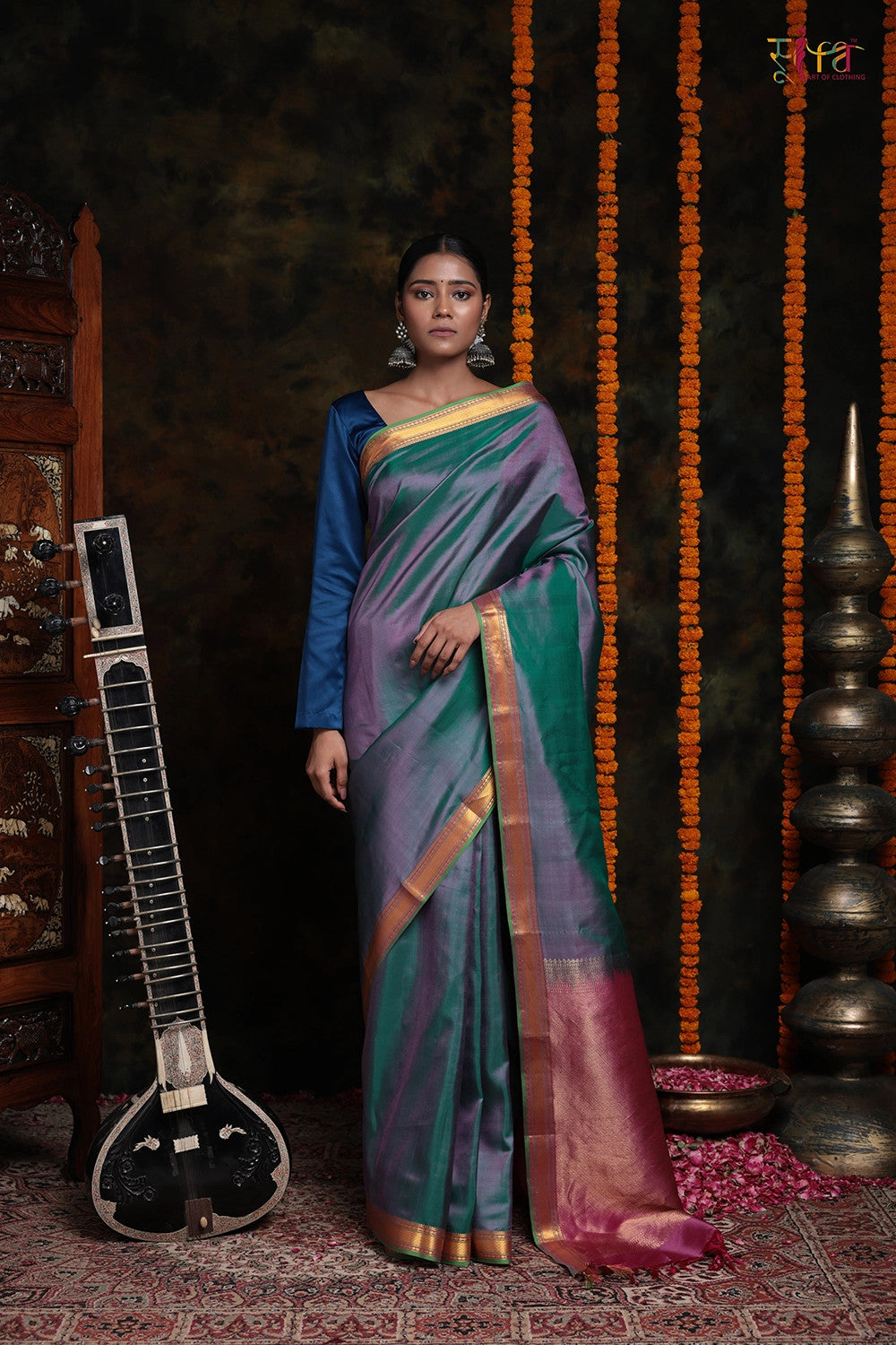 Handloom Duo-Tone Green Pure Silk Saree