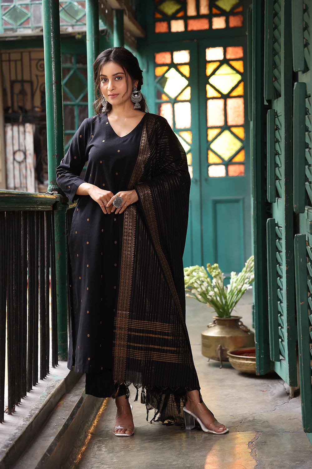 Black Pure South Cotton Zari Kurta Set With Dupatta