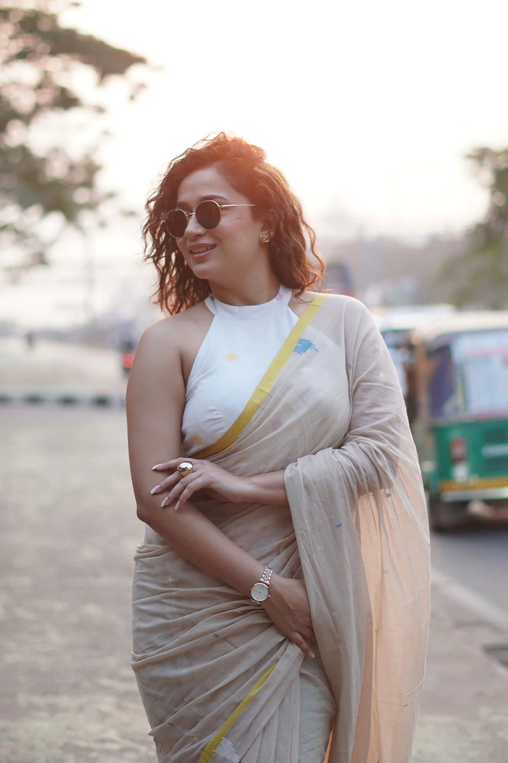 Handloom Beige Pure Cotton Jamdani Saree With Bird Motifs