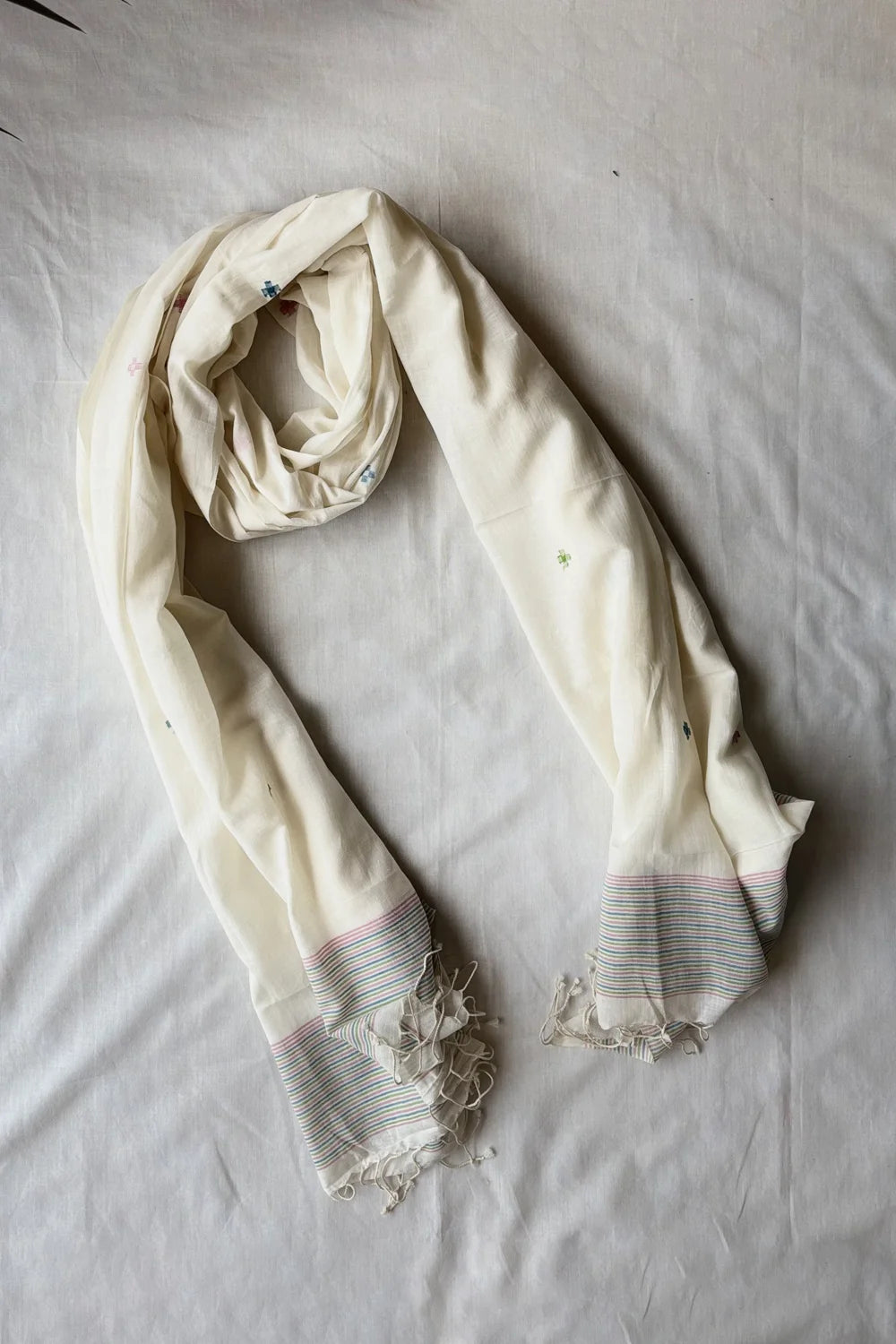Handloom Cream Chokad Jamdani Dupata