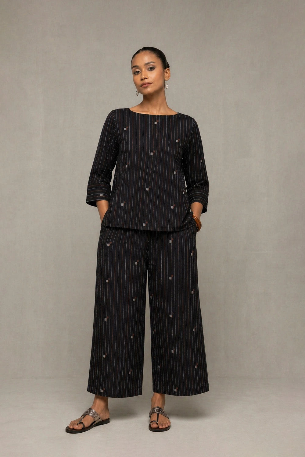 Handloom Black Jamdani Shimmer Co-Ord Set with Metallic Bronze & Silver Motifs