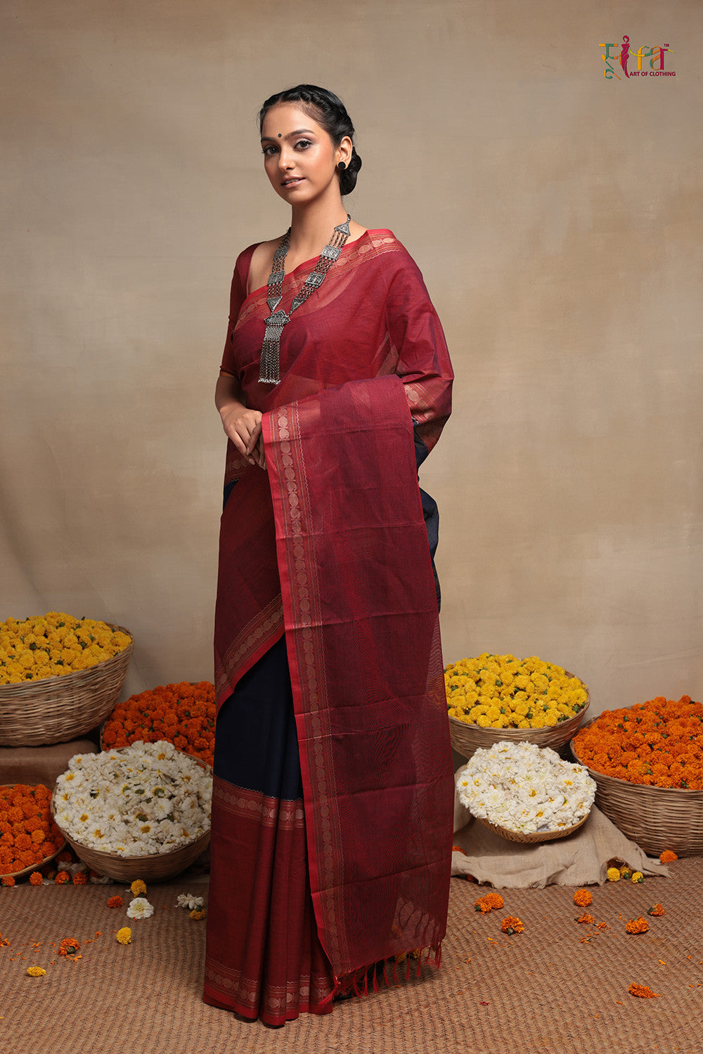 Buy Maroon & Black Sarees for Women by Angoshobha Online | Ajio.com